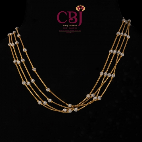 Slim and Sleek design ball chain necklace.