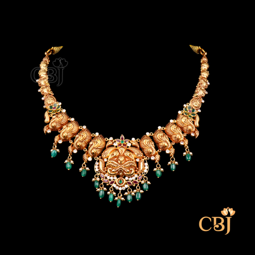 	Antigue Short Necklace 22