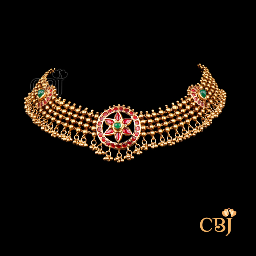 	Kundan Short Necklace 