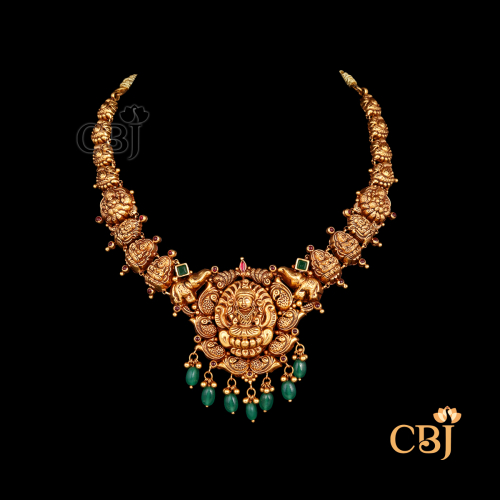 Light Weight Antigue Necklace 1