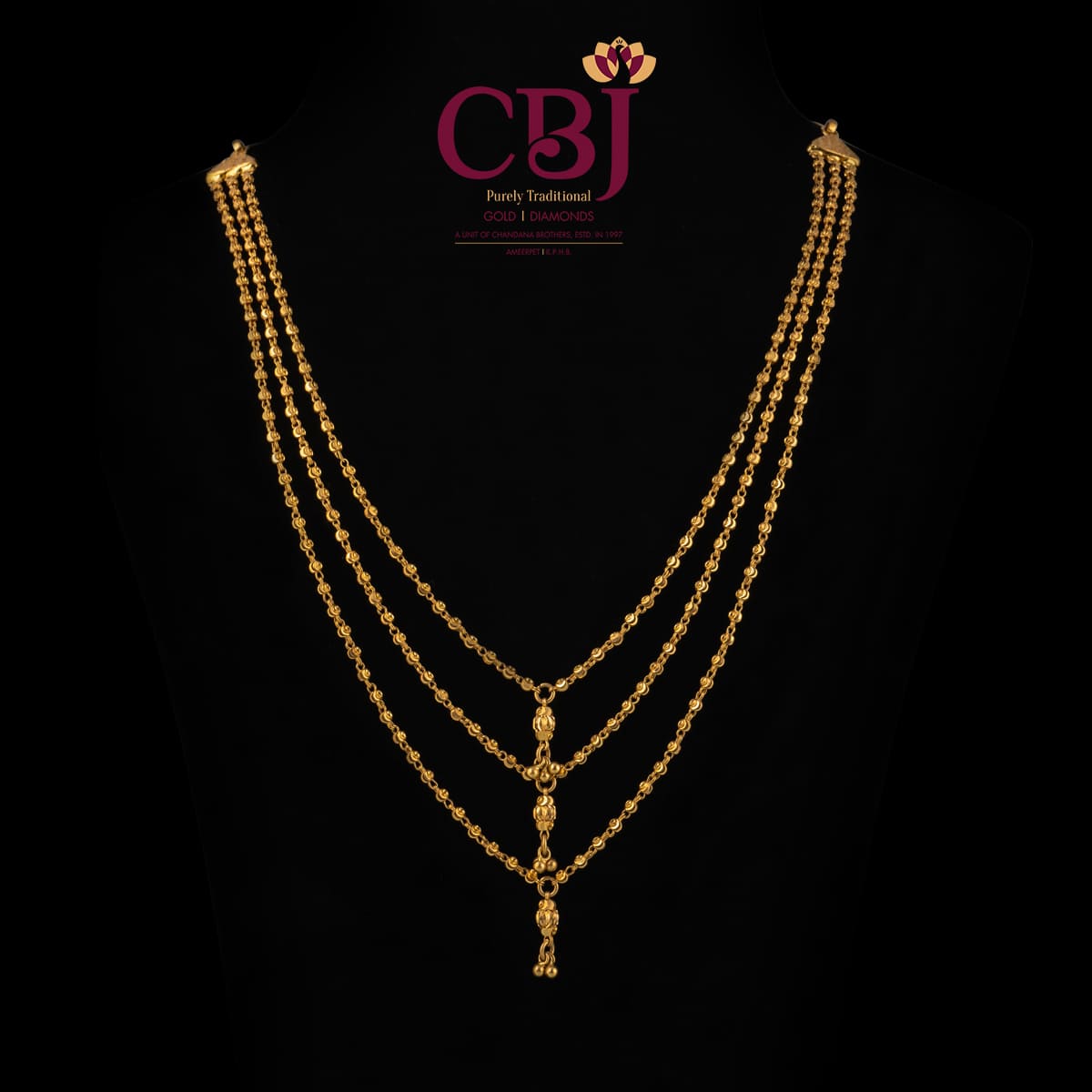 3 line DD ball chain necklace for traditional occasions.