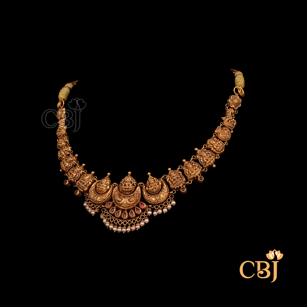 9 grams Nakshi lightweight gold necklace with antique finish