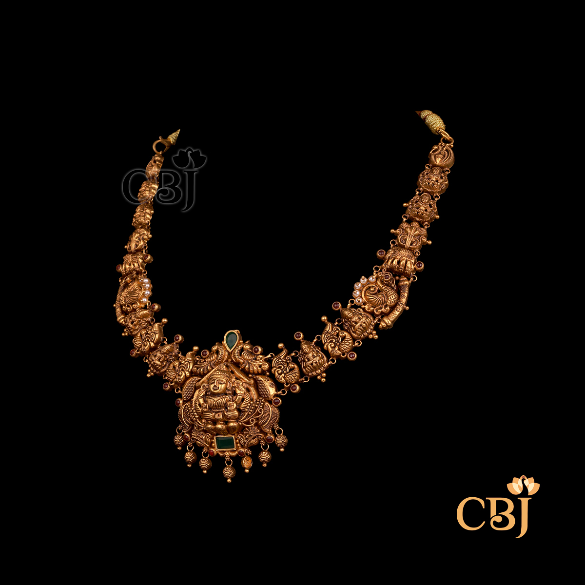 20 grams antique lightweight Nakshi Necklace displayed as a gold necklace with intricate Nakshi carvings