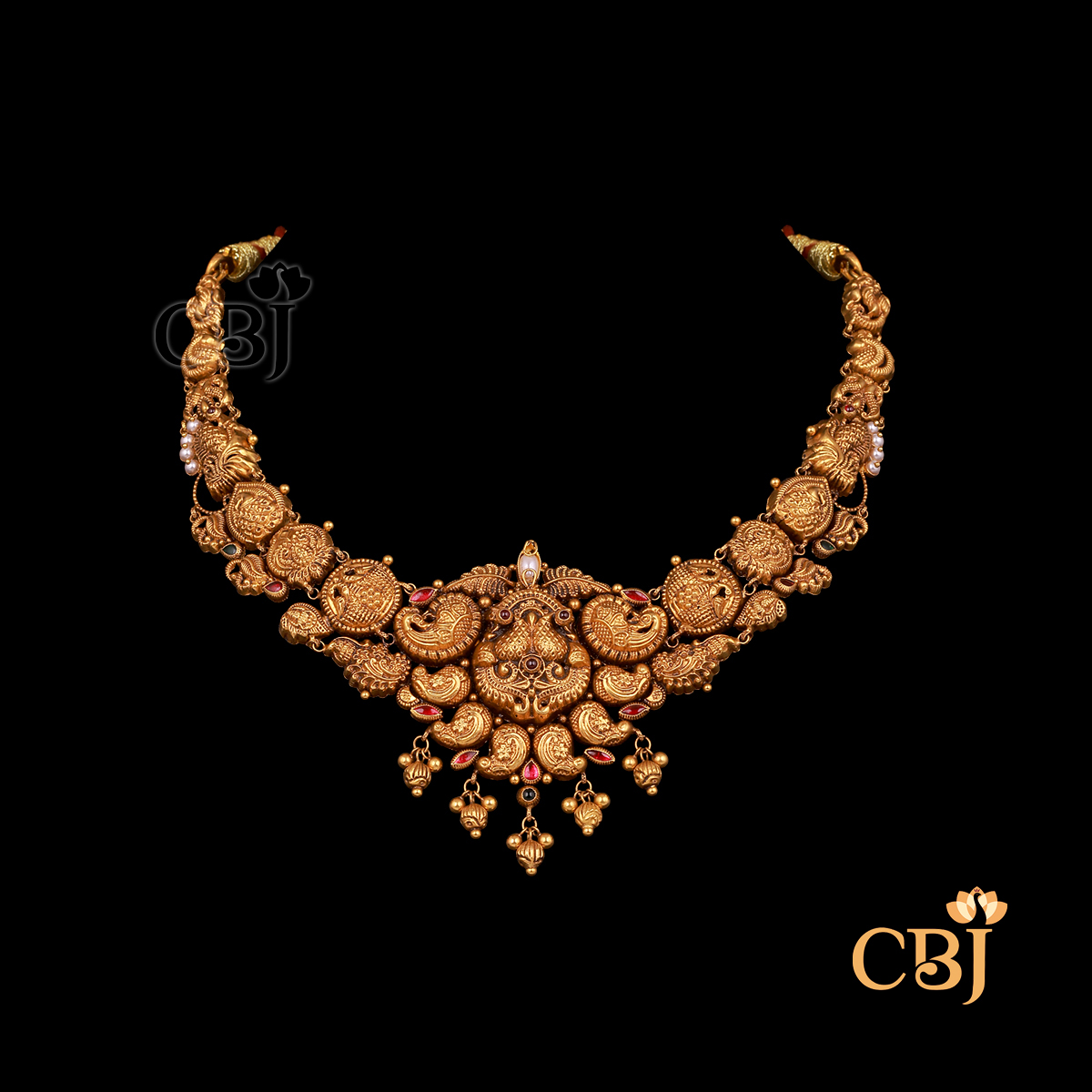 12 grams antique lightweight Nakshi short Necklace shown as a compact gold necklace with detailed Nakshi carvings