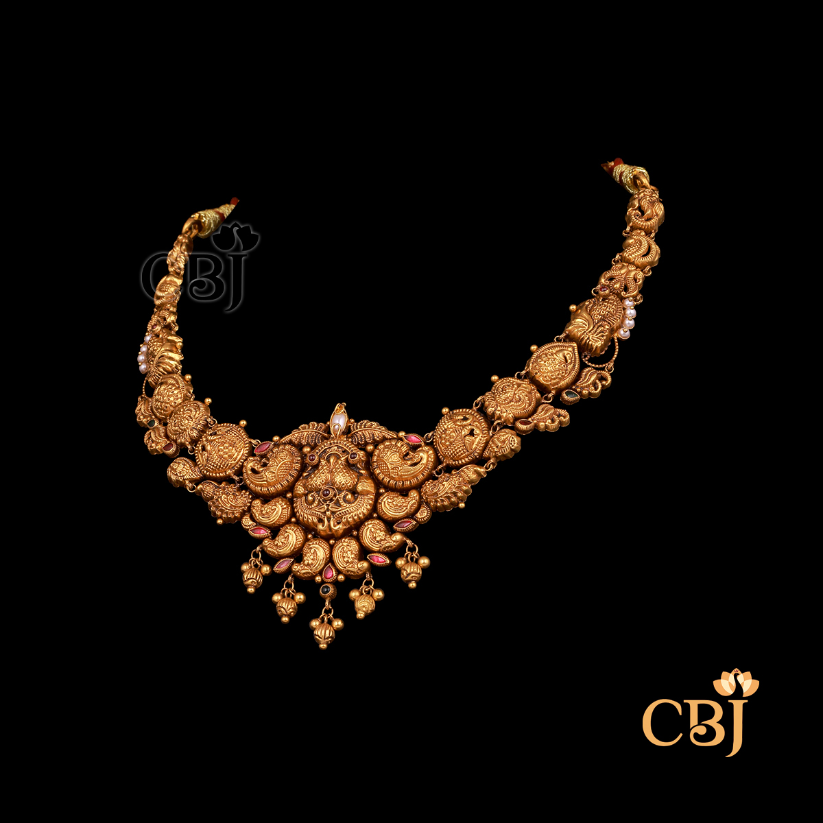12 grams antique lightweight Nakshi short Necklace shown as a compact gold necklace with detailed Nakshi carvings