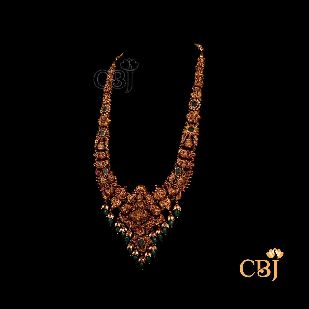 Side view of CBJ's 58 grams Nakshi long haram Bridal Necklace Design