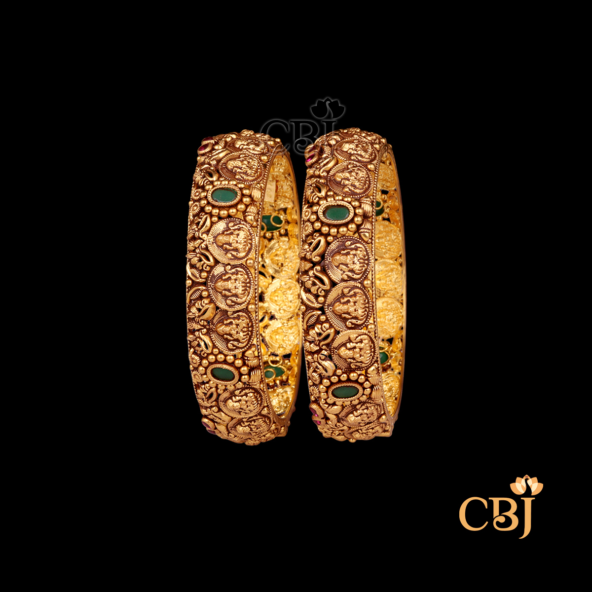 38 grams antique gold bangles pair with finely etched traditional motifs and antique gold finish.